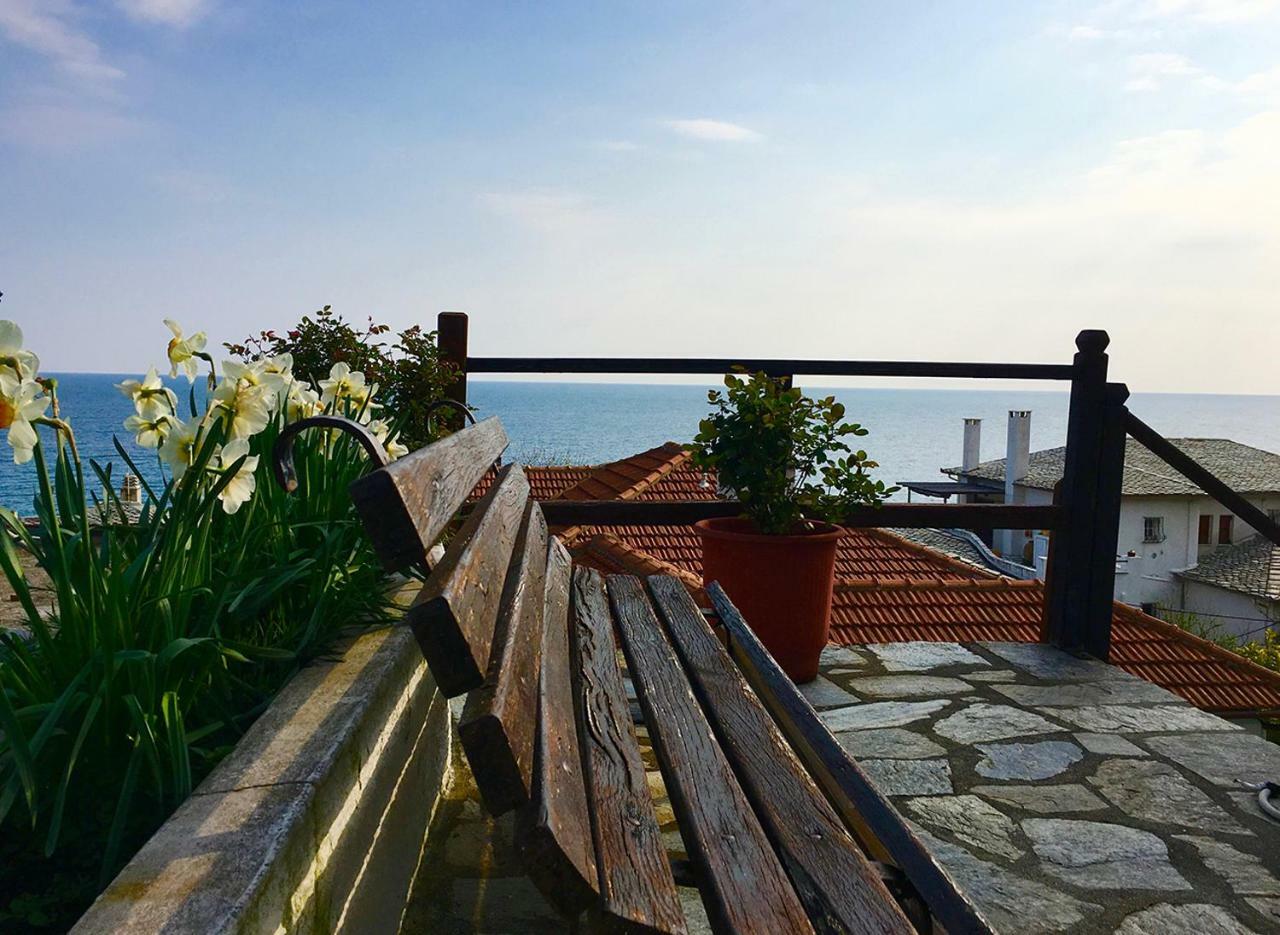 Boutique Hotel Kentrikon & Bungalows Agios Ioannis  Exterior photo